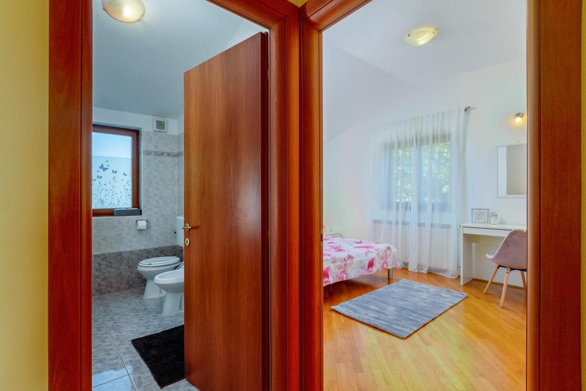 Apartman Mirjan Pula Exterior photo