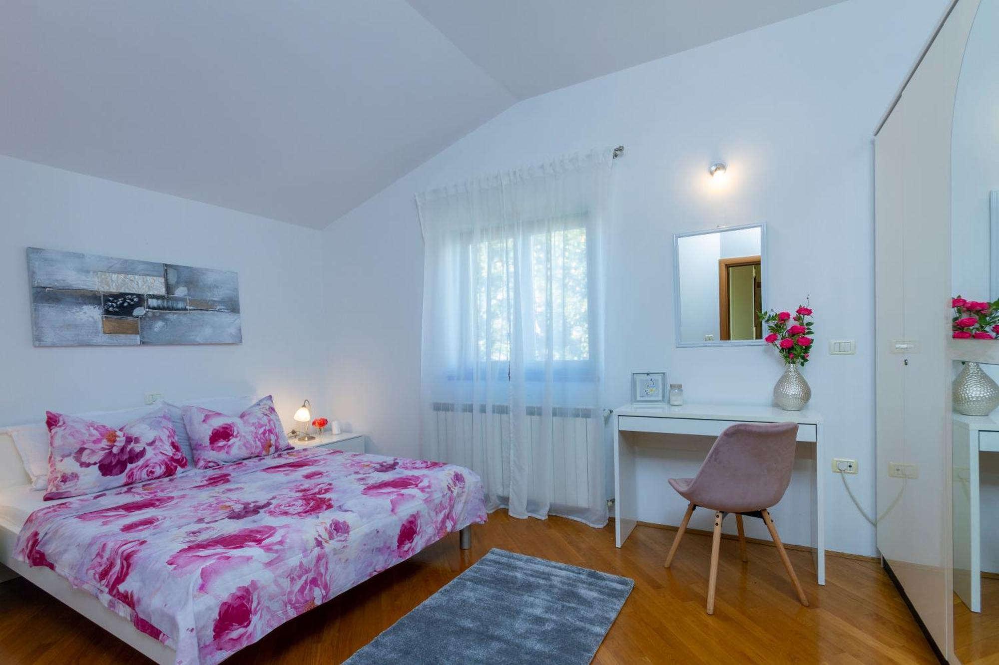 Apartman Mirjan Pula Exterior photo