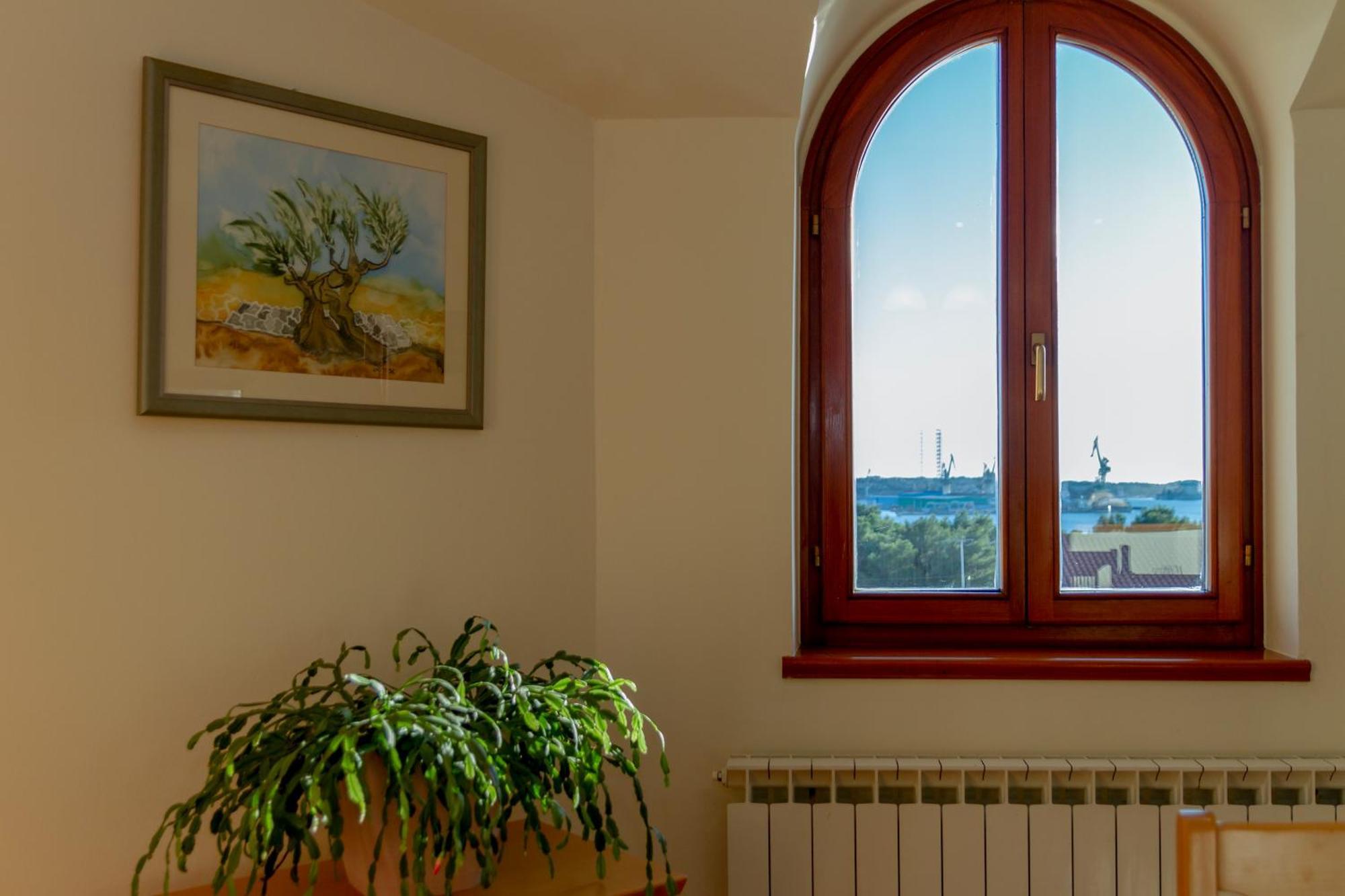 Apartman Mirjan Pula Exterior photo